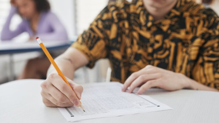 Dispensa examenes nacionalidad mejor abogado extranjería